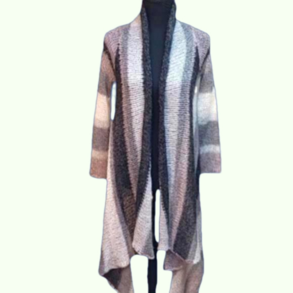 Spense lightweight woman's sweater. Acrylic, mohair, wool blend. Very soft.